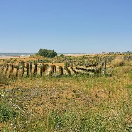 Lovely Flat 100m From The Ideal For 6 Guests